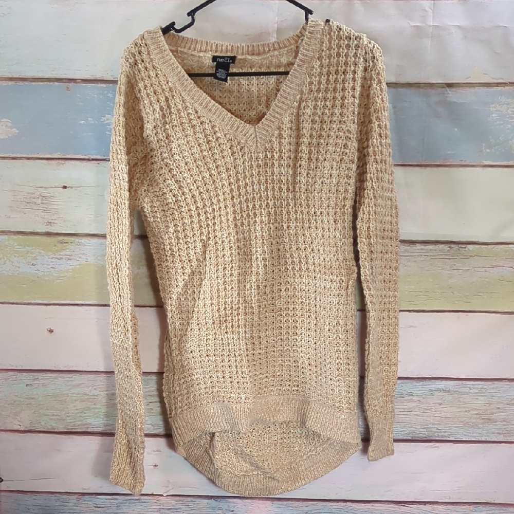 Rue21 Beige V-Neck Sweater